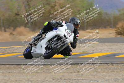 media/Sep-10-2022-SoCal Trackdays (Sat) [[a5bf35bb4a]]/Turn 6 (1140am)/